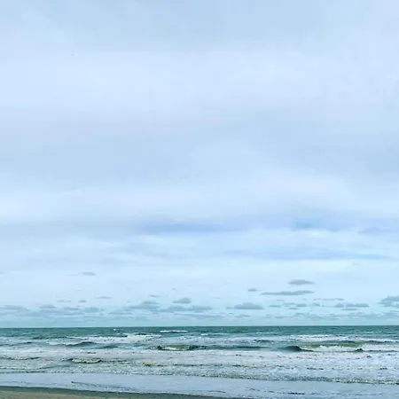 In By The Beach, Cleaning Included Διαμέρισμα Nieuwpoort
